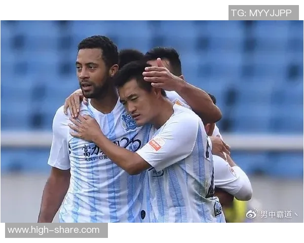 广州富力与大连一方中超激战即将开启精彩直播敬请关注