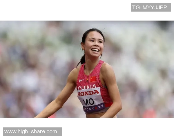 广东包办女子400米栏金银牌，冠军莫家蝶与父亲连线瞬间泪奔